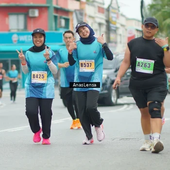 Runner Photo 8857652