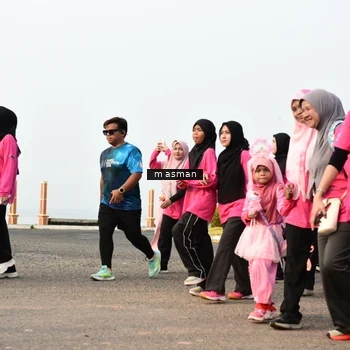 Runner Photo 8857659
