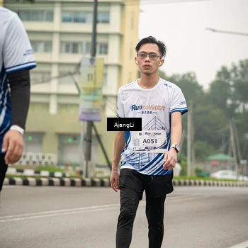 Runner Photo 8857668