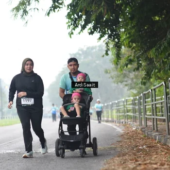 Runner Photo 8857680