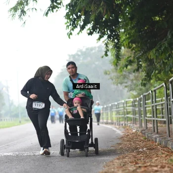 Runner Photo 8857683
