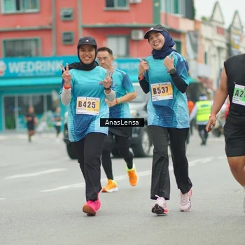 Runner Photo 8857688