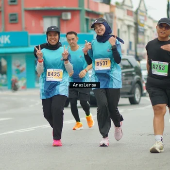 Runner Photo 8857690