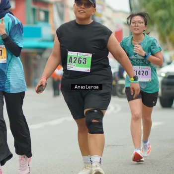 Runner Photo 8857694