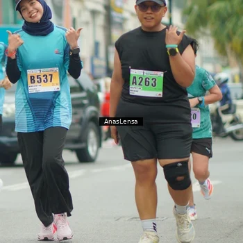 Runner Photo 8857699