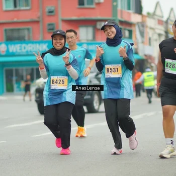 Runner Photo 8857700