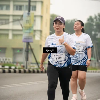 Runner Photo 8857734