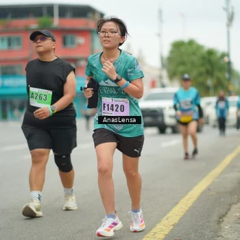 Runner Photo 8857755