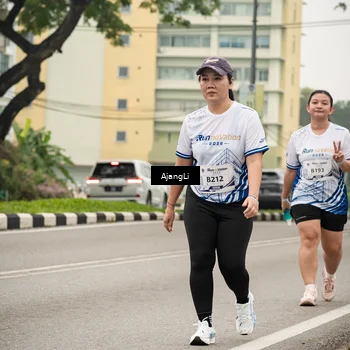 Runner Photo 8857758