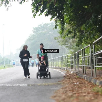 Runner Photo 8857764