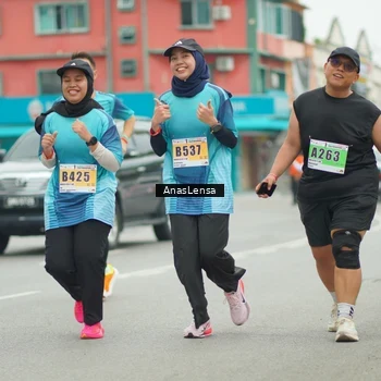 Runner Photo 8857765