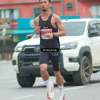 Runner Photo 8857799