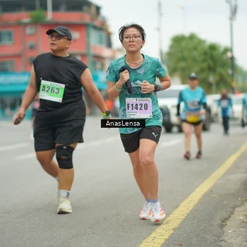 Runner Photo 8857804