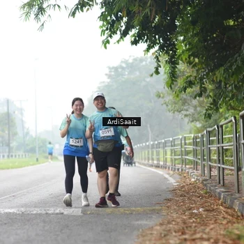 Runner Photo 8857816