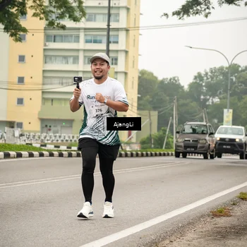 Runner Photo 8857895
