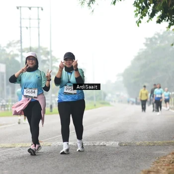 Runner Photo 8857994