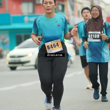 Runner Photo 8858059
