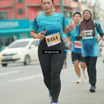 Runner Photo 8858064