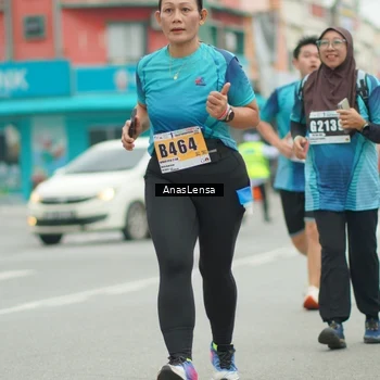 Runner Photo 8858065