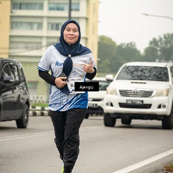 Runner Photo 8858067
