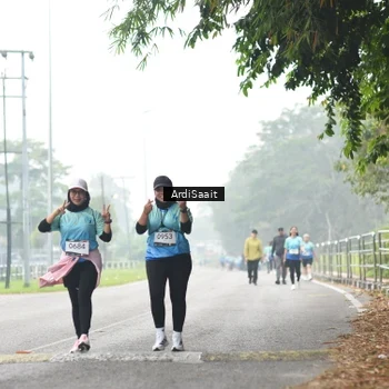 Runner Photo 8858081