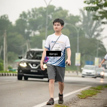 Runner Photo 8858092