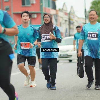 Runner Photo 8858117
