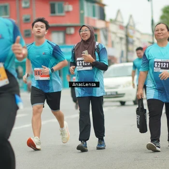 Runner Photo 8858119