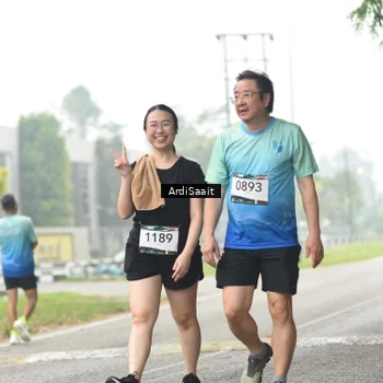 Runner Photo 8858123