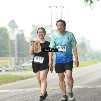 Runner Photo 8858136