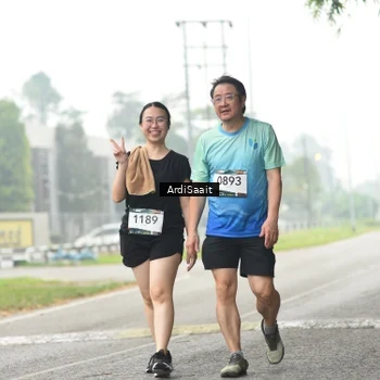 Runner Photo 8858139