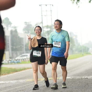 Runner Photo 8858143