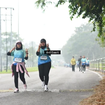 Runner Photo 8858145