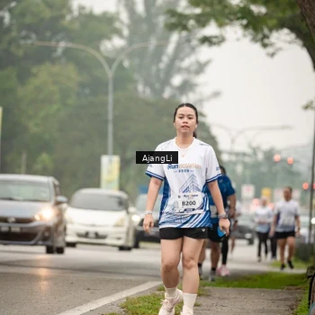 Runner Photo 8858185