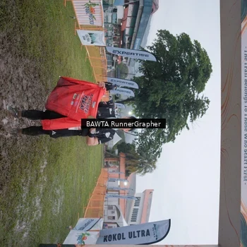 Runner Photo 8858193