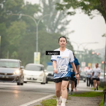 Runner Photo 8858197