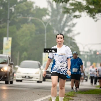 Runner Photo 8858207