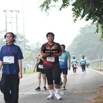 Runner Photo 8858226