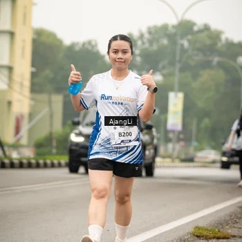 Runner Photo 8858230