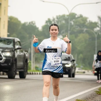 Runner Photo 8858241