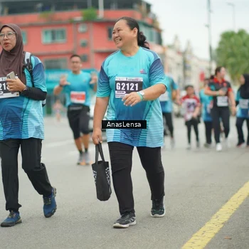 Runner Photo 8858264