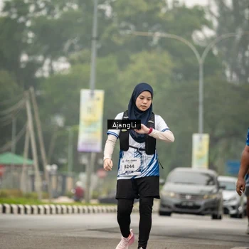 Runner Photo 8858281