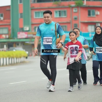 Runner Photo 8858291