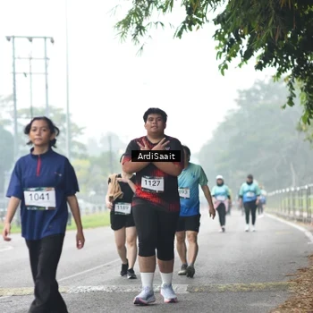 Runner Photo 8858295