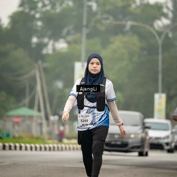 Runner Photo 8858301