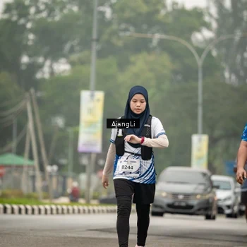 Runner Photo 8858306