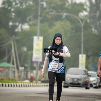 Runner Photo 8858307