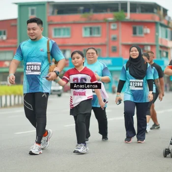 Runner Photo 8858329