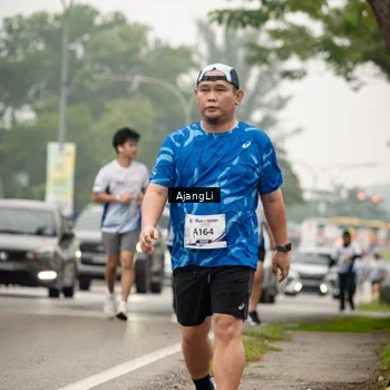 Runner Photo 8858333