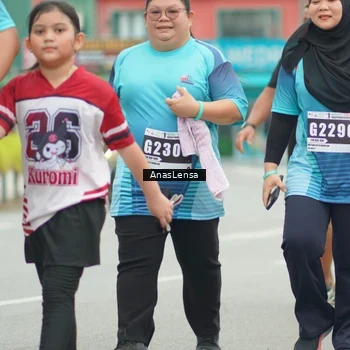 Runner Photo 8858336